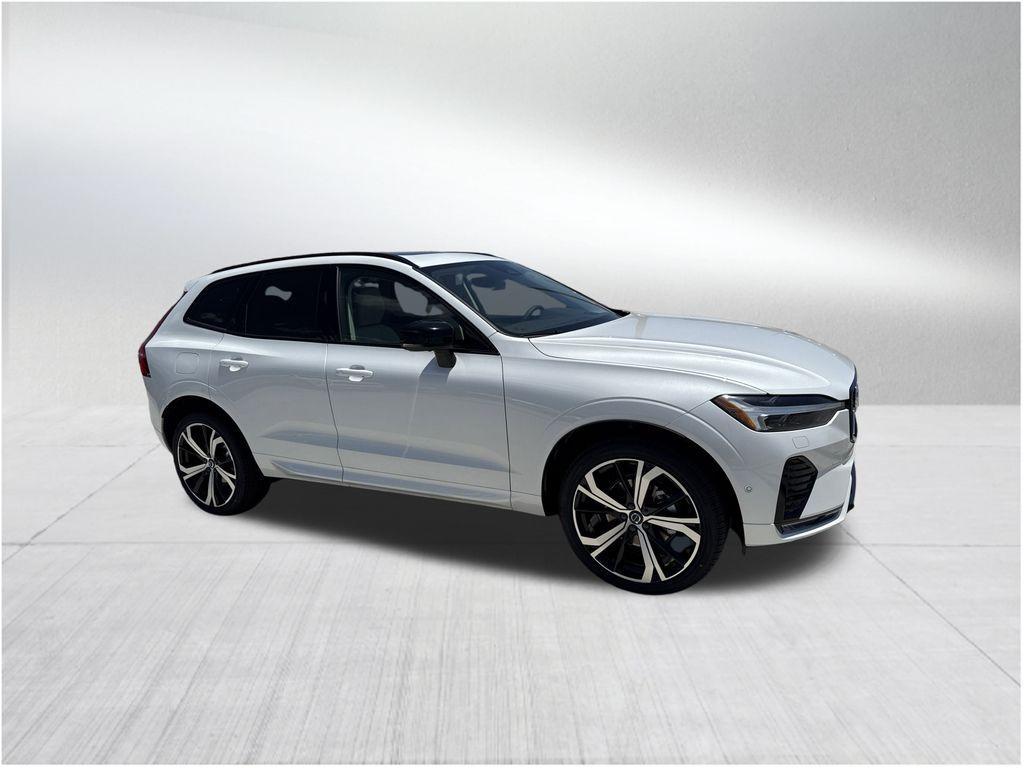 new 2025 Volvo XC60 car, priced at $59,660