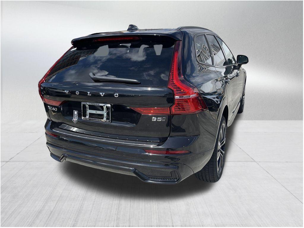 new 2025 Volvo XC60 car, priced at $53,725