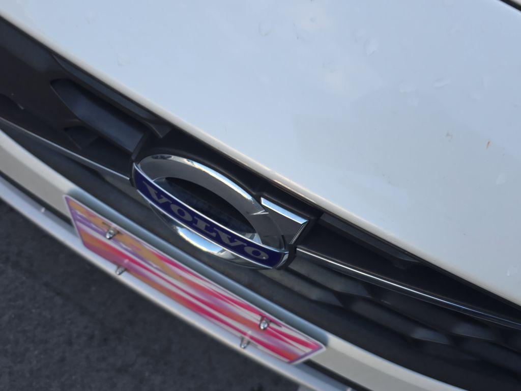 used 2017 Volvo V60 Cross Country car, priced at $11,490