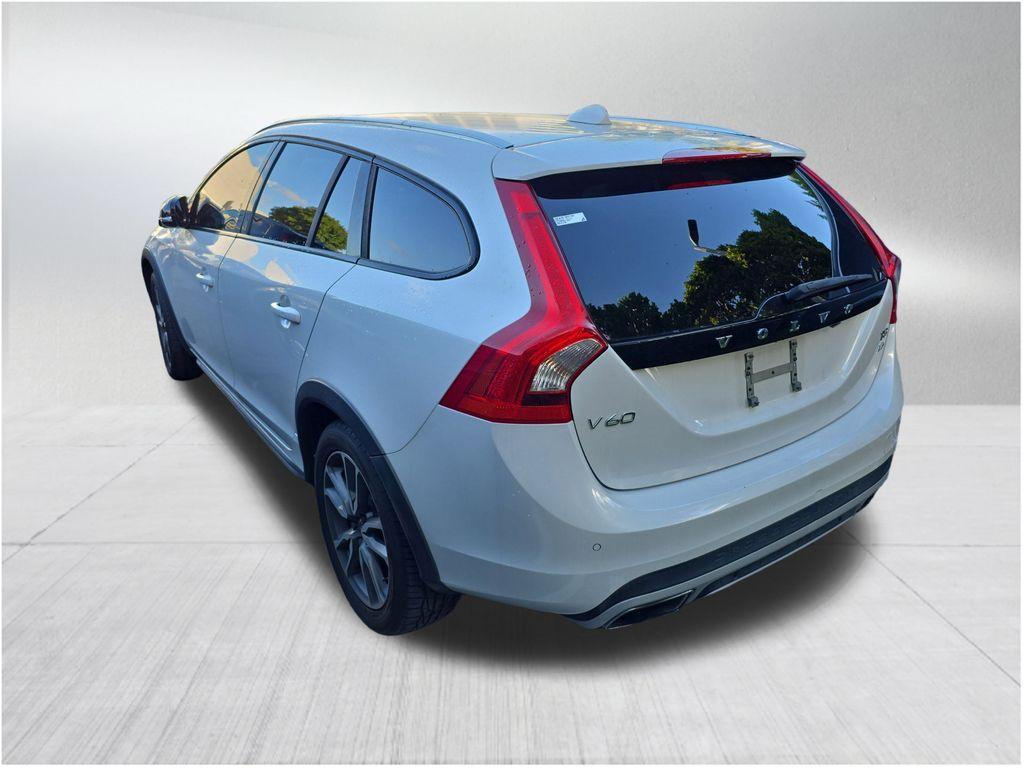 used 2017 Volvo V60 Cross Country car, priced at $11,490