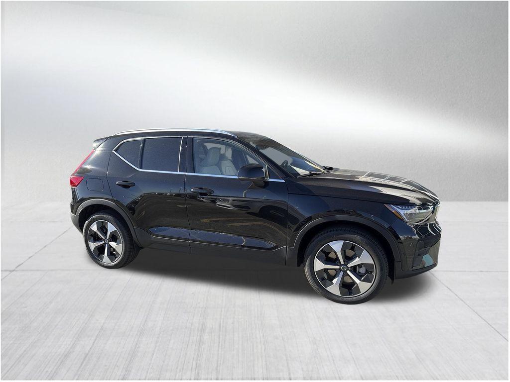 new 2025 Volvo XC40 car, priced at $45,315