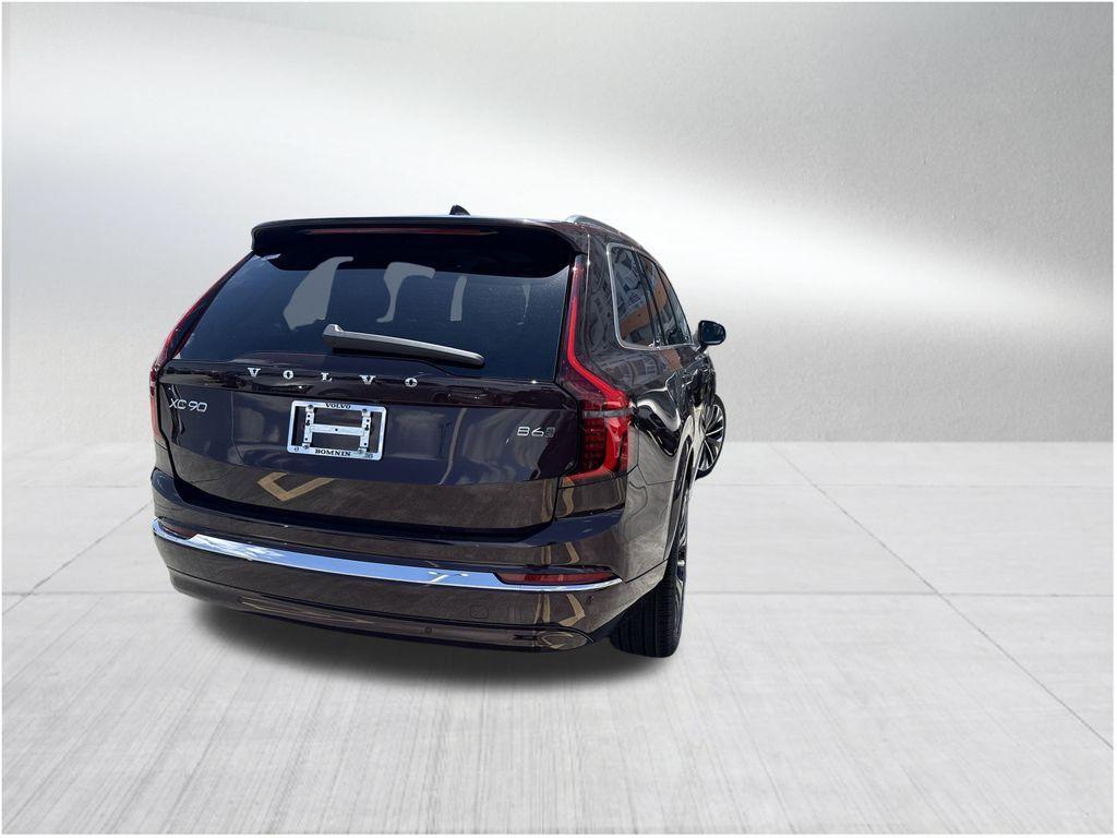new 2025 Volvo XC90 car, priced at $63,945