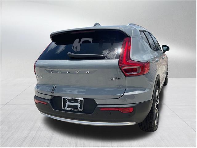 new 2025 Volvo XC40 car, priced at $47,040