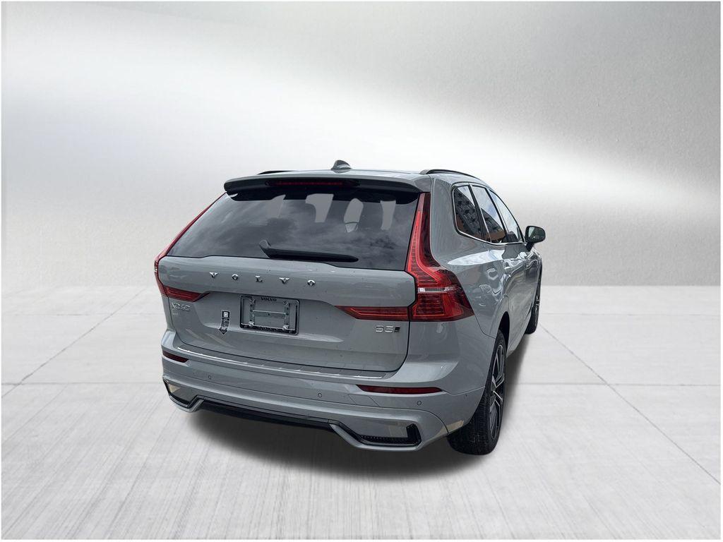 new 2025 Volvo XC60 car, priced at $52,585