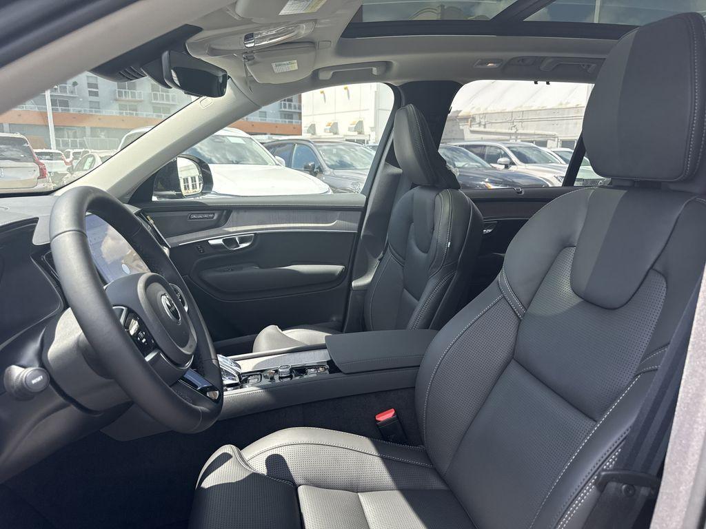 new 2025 Volvo XC90 car, priced at $67,208