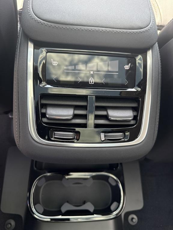 new 2025 Volvo XC90 car, priced at $67,208