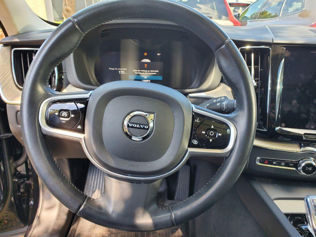 used 2022 Volvo XC60 car, priced at $36,990
