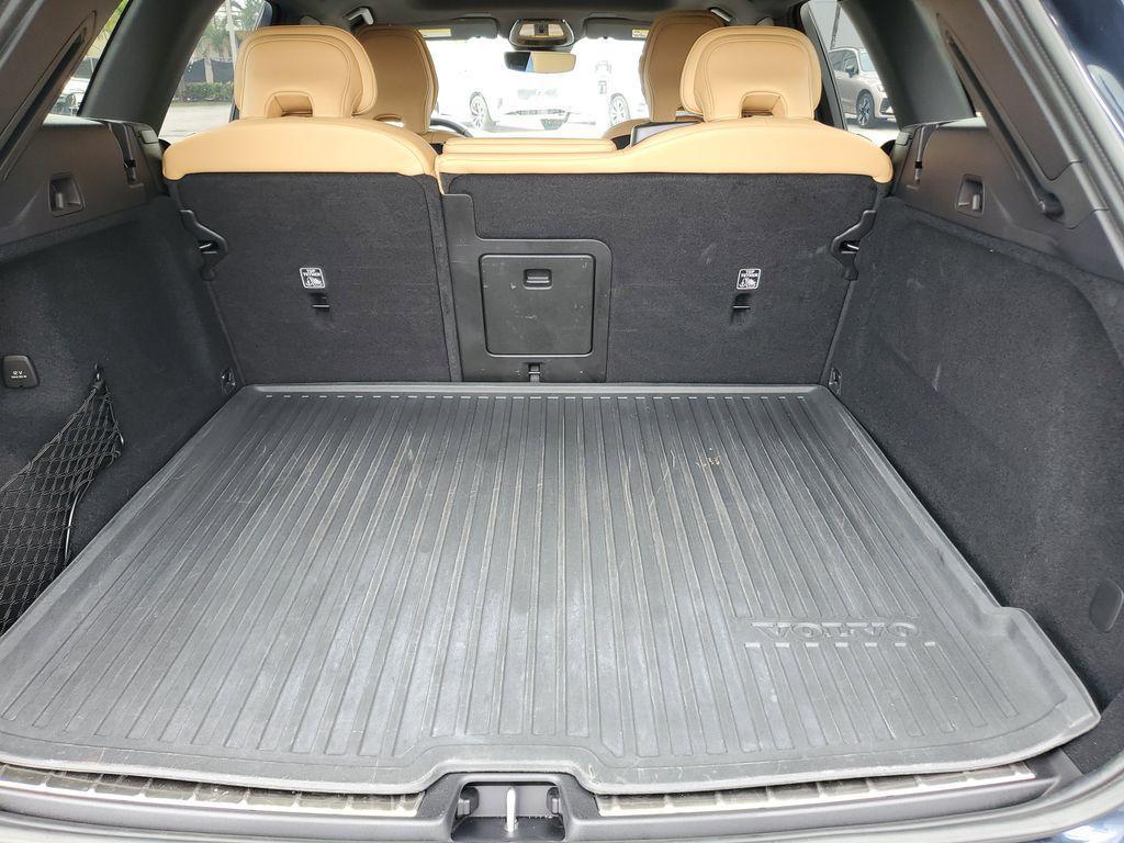 used 2023 Volvo XC60 car, priced at $39,490