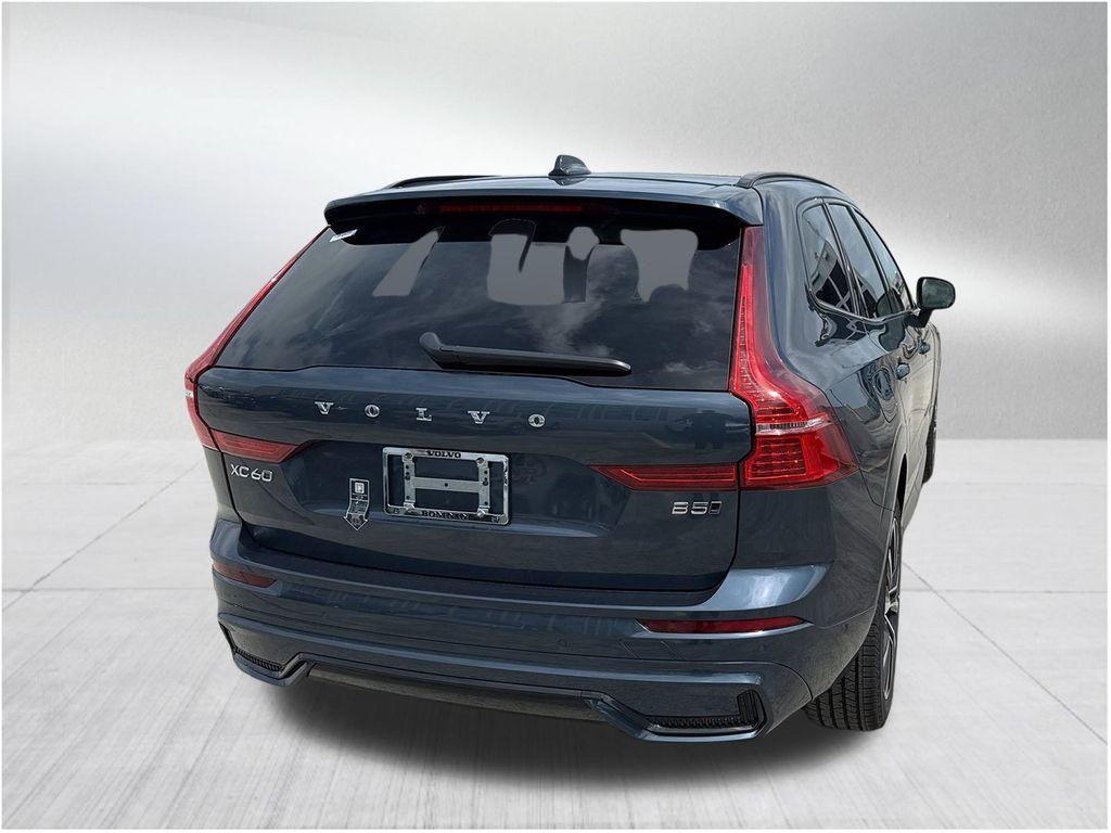 new 2025 Volvo XC60 car, priced at $50,885