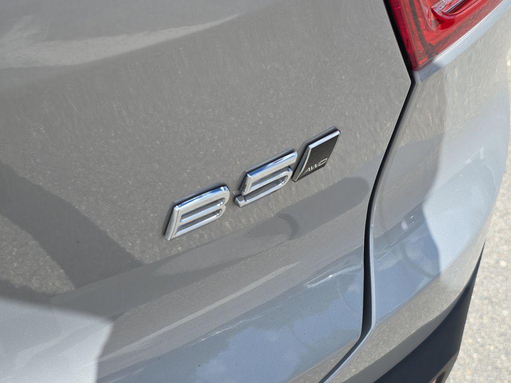 used 2023 Volvo XC40 car, priced at $26,990