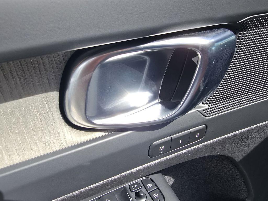 used 2023 Volvo XC40 car, priced at $26,990