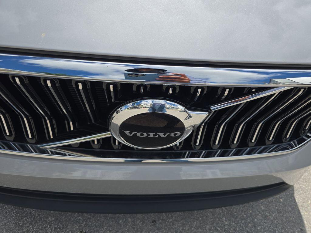 used 2023 Volvo XC40 car, priced at $26,990