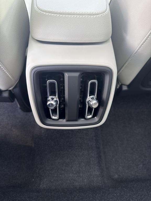 new 2026 Volvo XC40 car, priced at $43,645