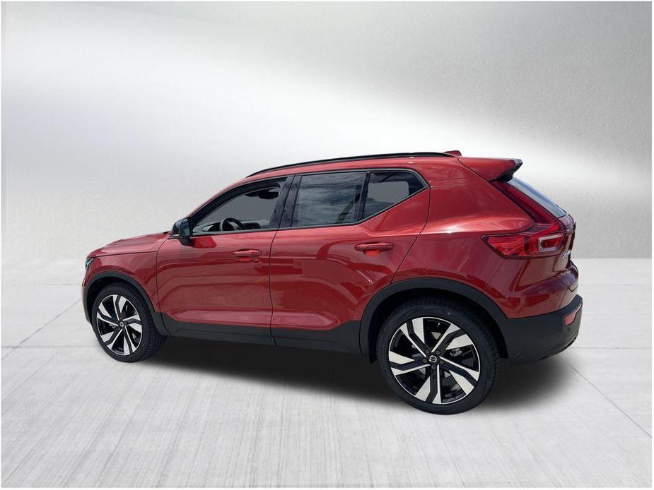 new 2025 Volvo XC40 car, priced at $48,540