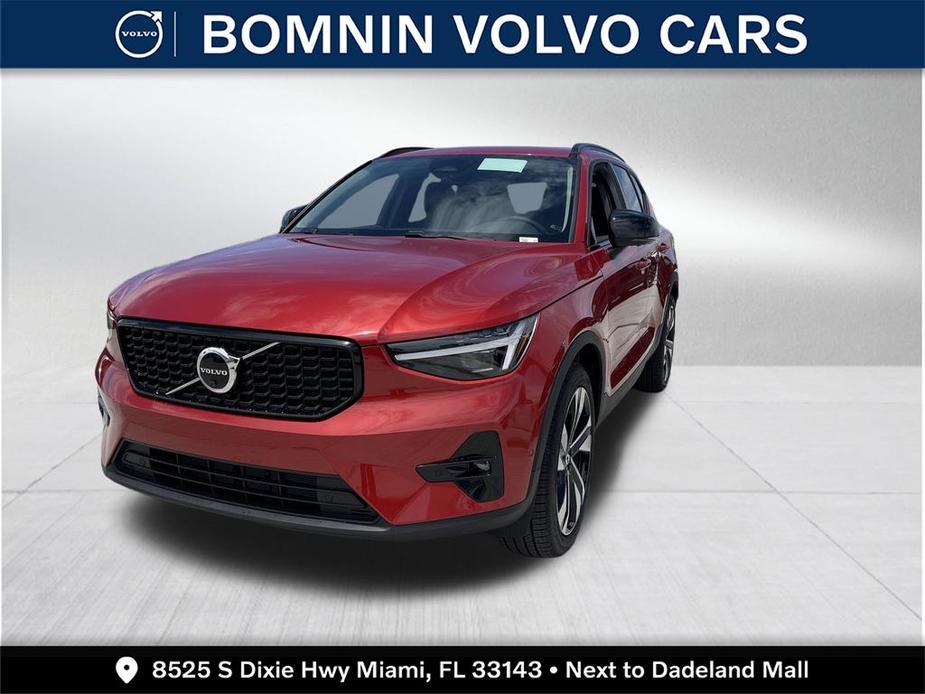 new 2025 Volvo XC40 car, priced at $48,540