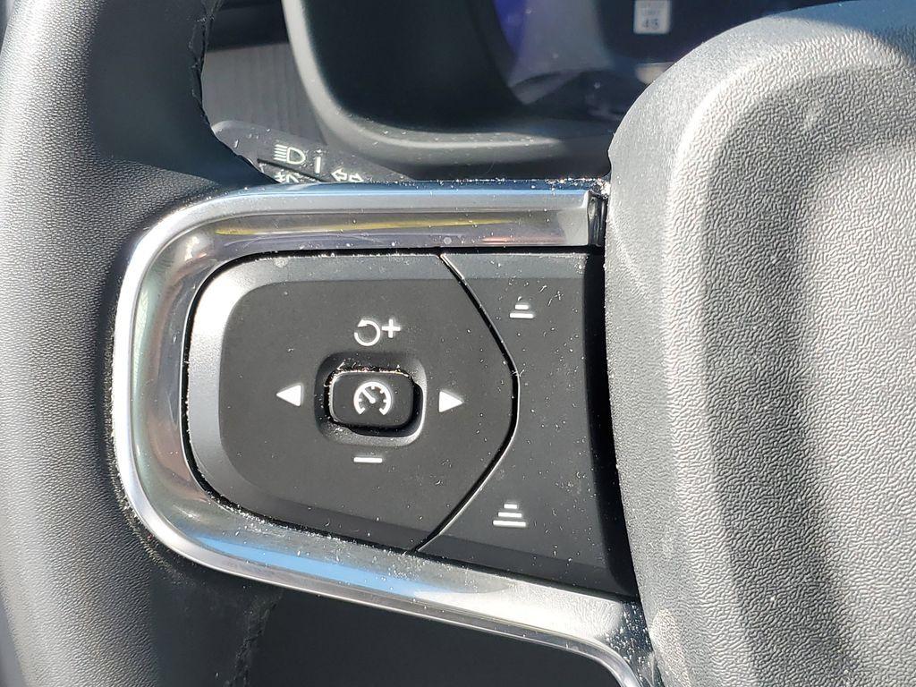 used 2023 Volvo XC40 car, priced at $34,490