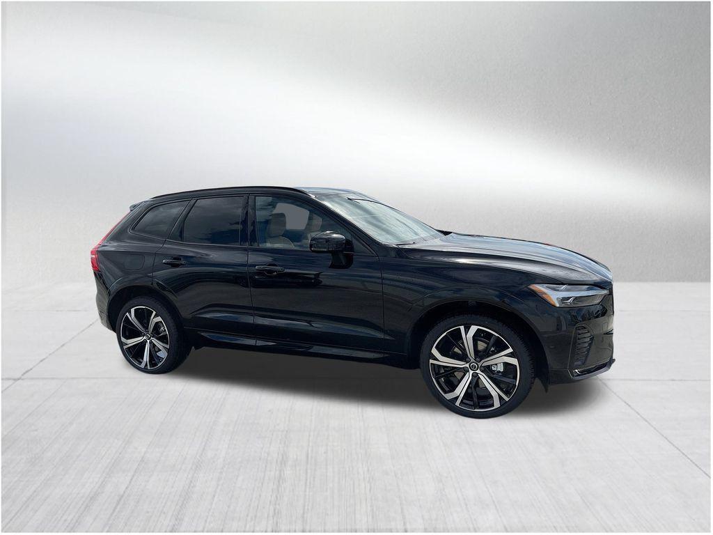 new 2025 Volvo XC60 car, priced at $59,875