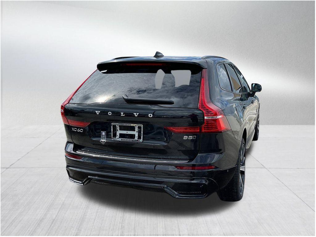 new 2025 Volvo XC60 car, priced at $59,875