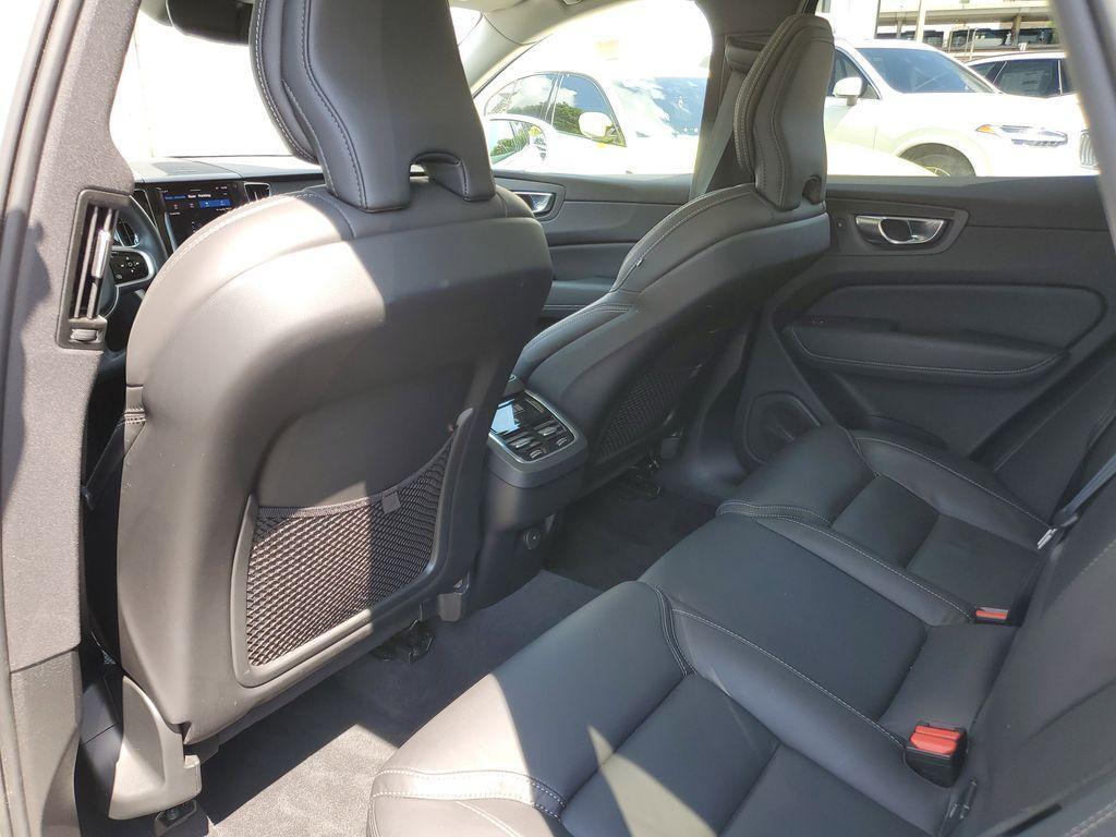 used 2022 Volvo XC60 car, priced at $31,490