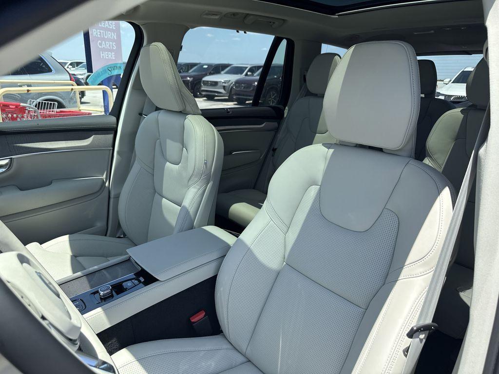 new 2025 Volvo XC90 car, priced at $74,945
