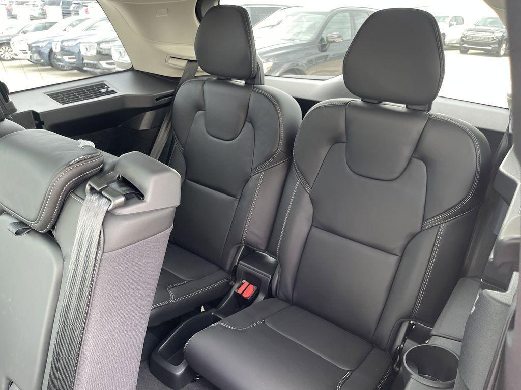 new 2025 Volvo XC90 car, priced at $71,145