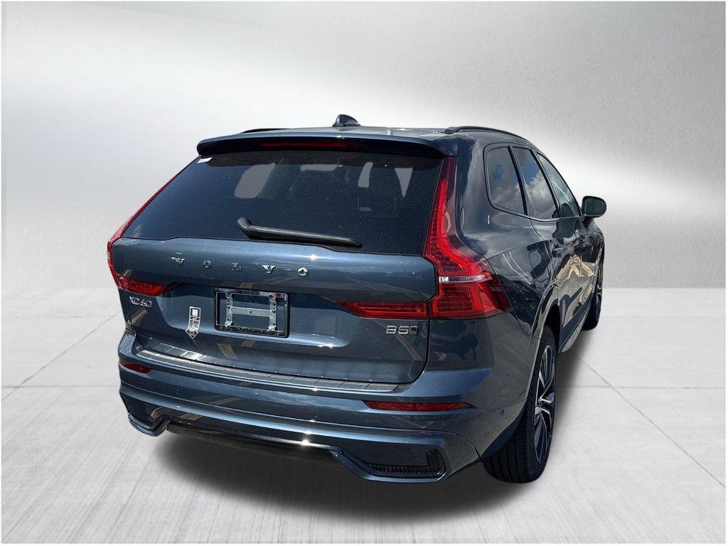 new 2025 Volvo XC60 car, priced at $51,585