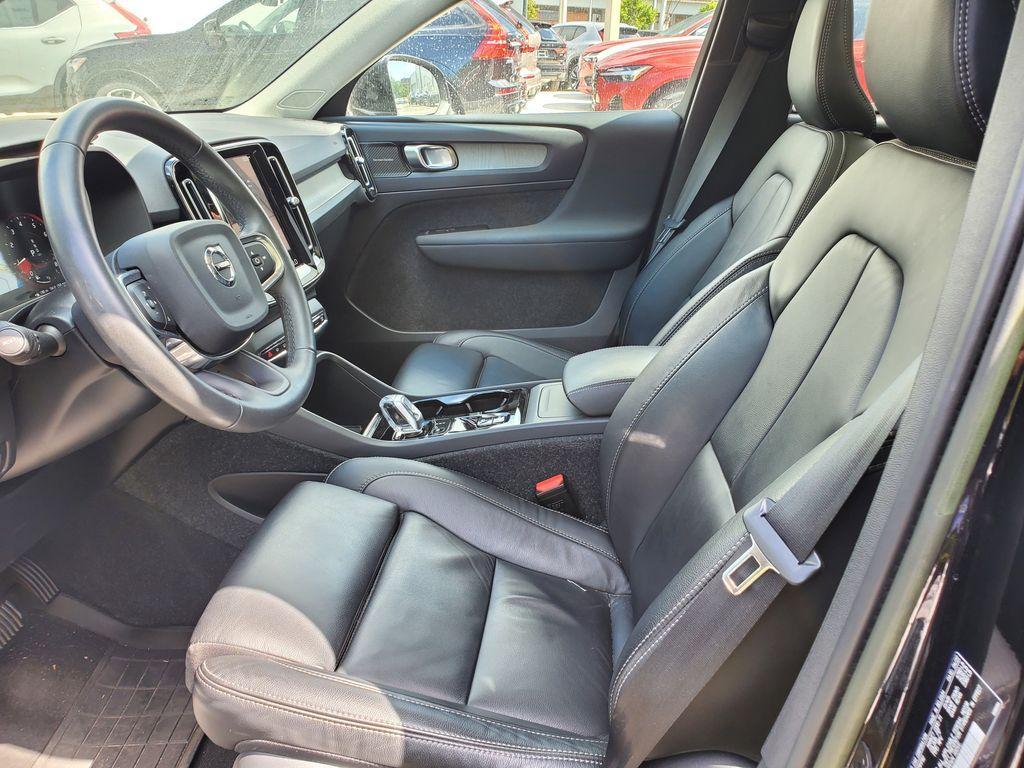used 2022 Volvo XC40 car, priced at $27,990