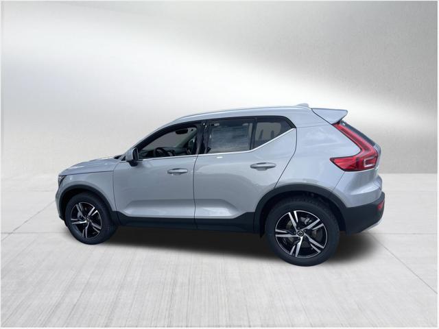 new 2025 Volvo XC40 car, priced at $41,450