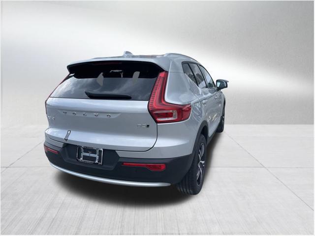 new 2025 Volvo XC40 car, priced at $41,450