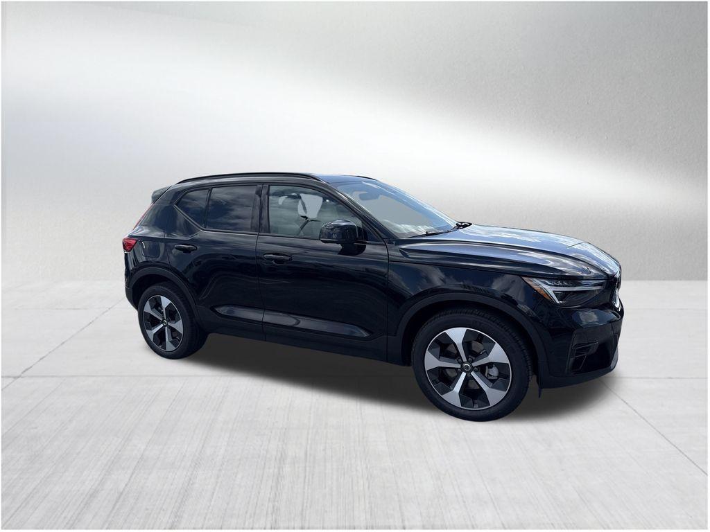 new 2025 Volvo XC40 car, priced at $41,580