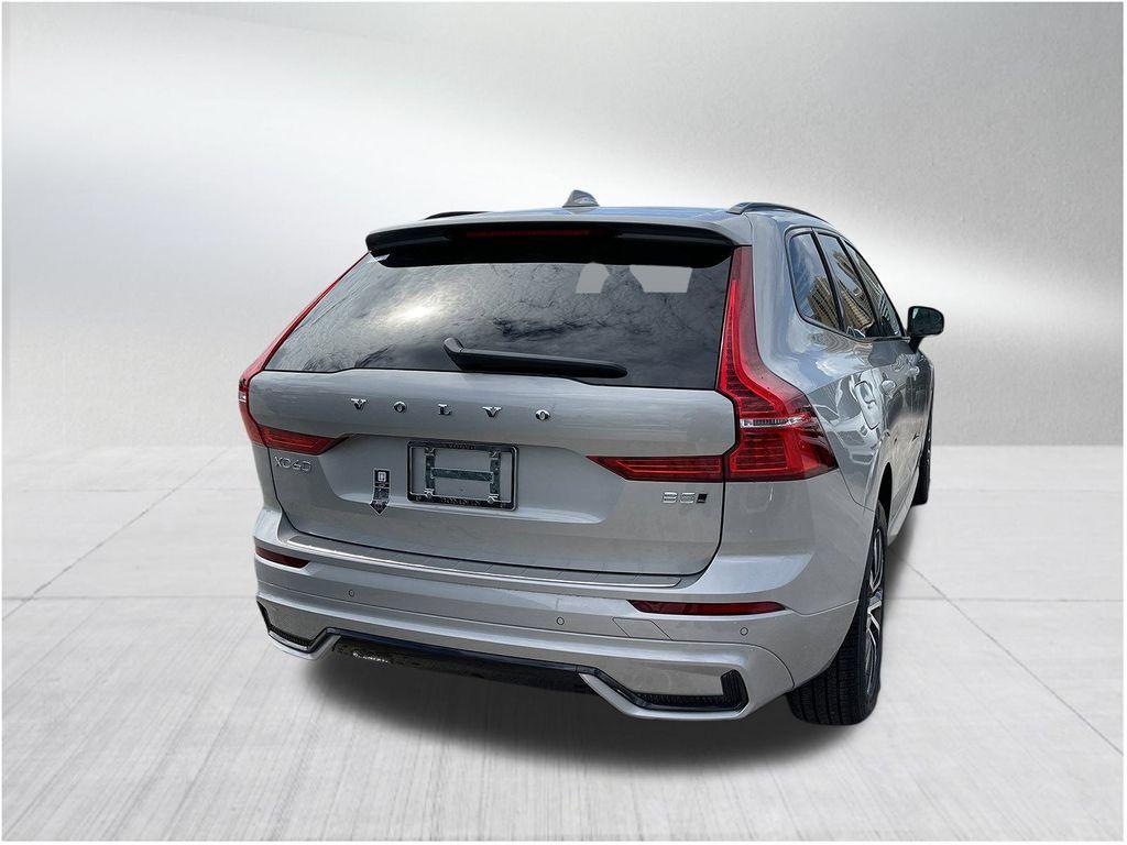 new 2025 Volvo XC60 car, priced at $47,325