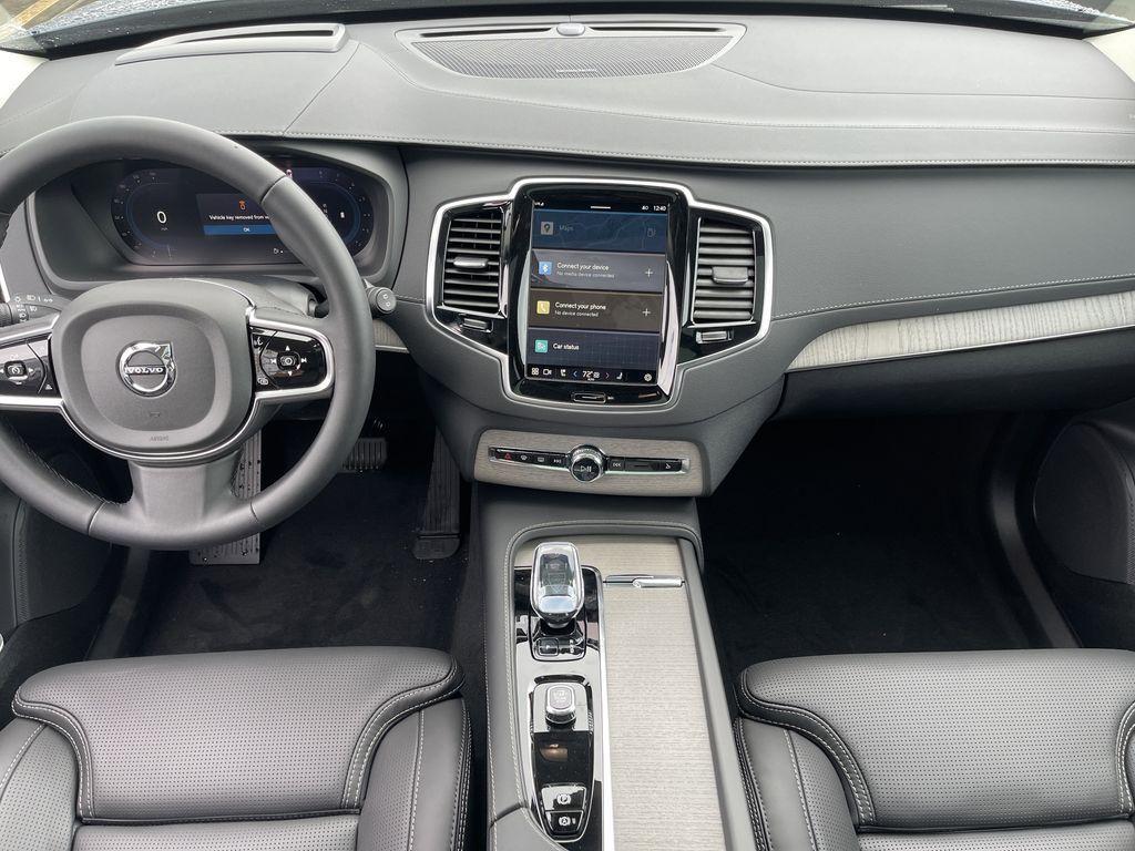 new 2025 Volvo XC90 car, priced at $70,975