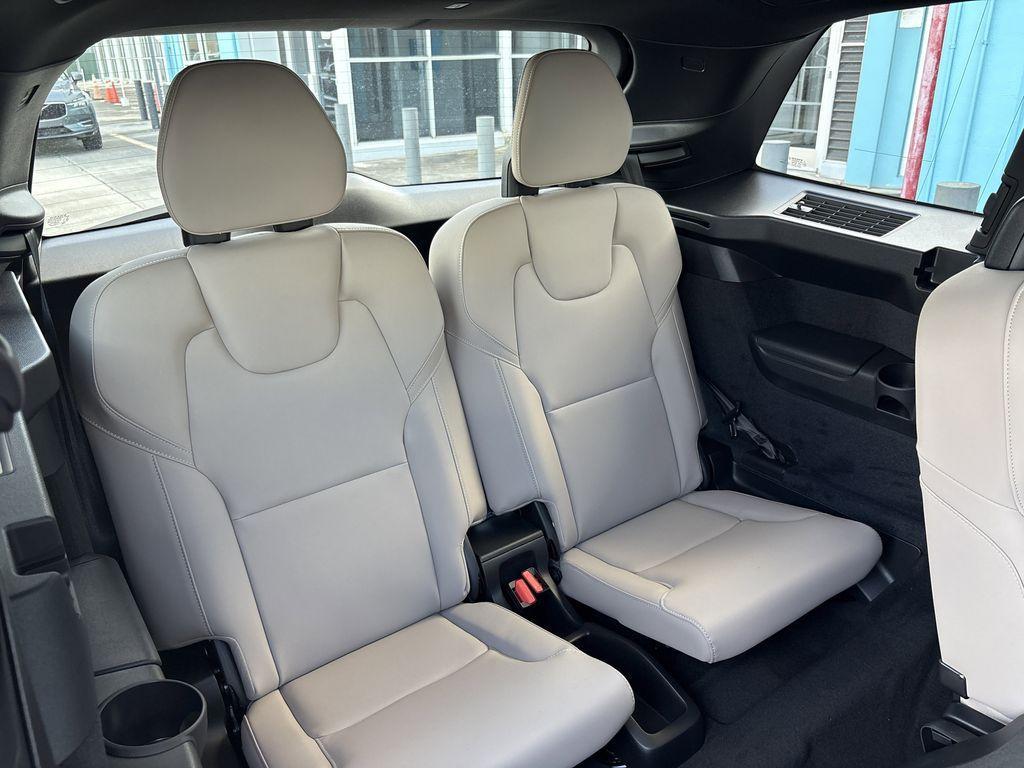 new 2026 Volvo XC90 Plug-In Hybrid car, priced at $78,375