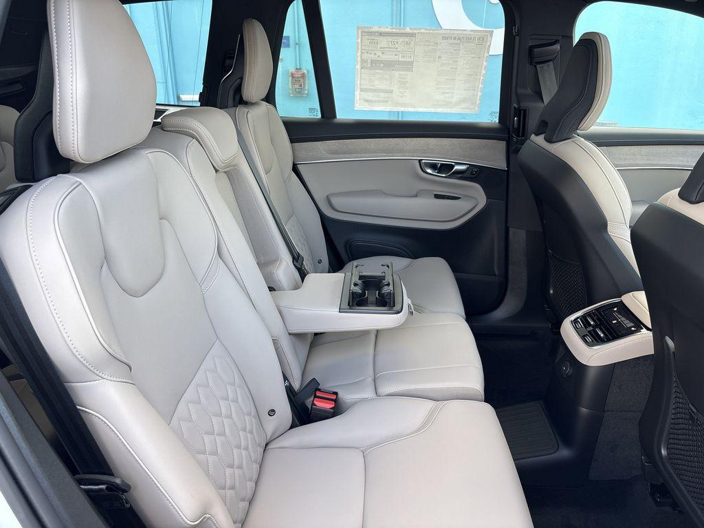 new 2026 Volvo XC90 Plug-In Hybrid car, priced at $78,375