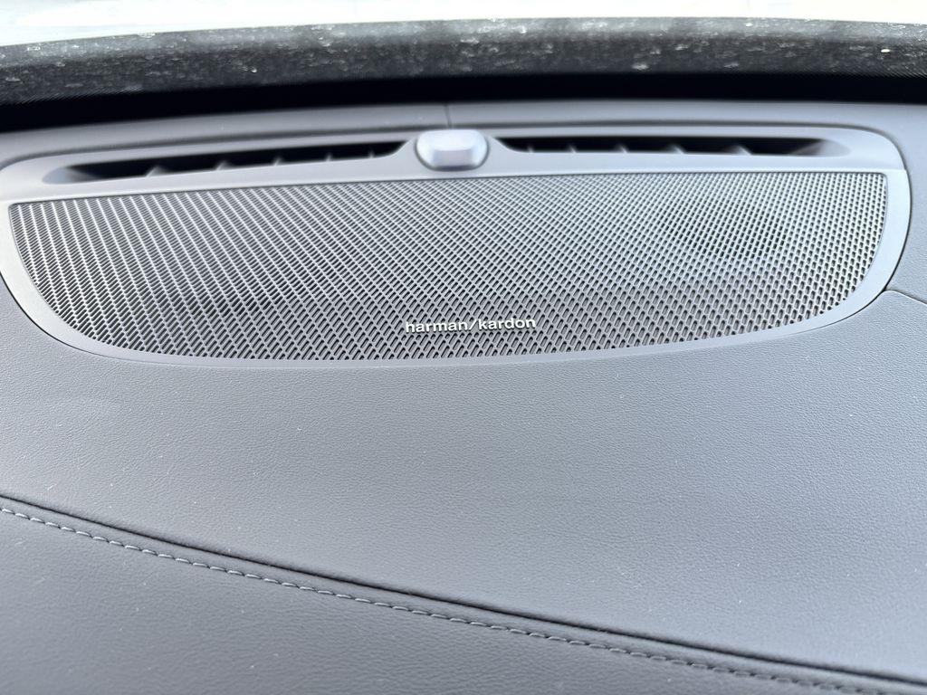 new 2026 Volvo XC90 Plug-In Hybrid car, priced at $78,375