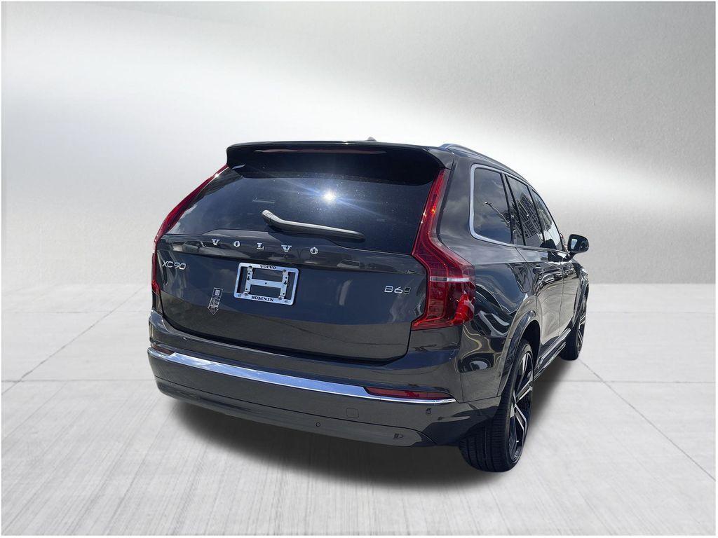 new 2025 Volvo XC90 car, priced at $75,370