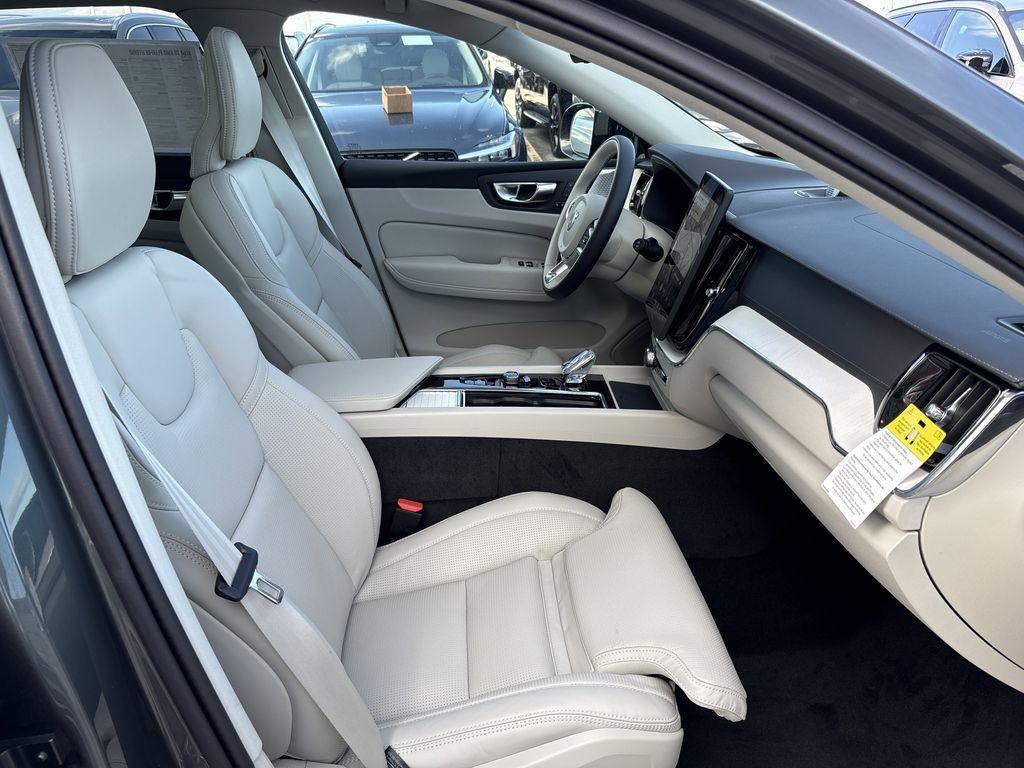 new 2026 Volvo XC60 Plug-In Hybrid car, priced at $71,310