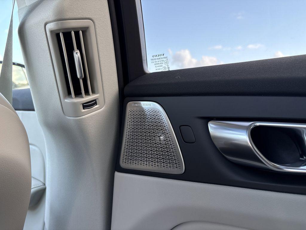 new 2026 Volvo XC60 Plug-In Hybrid car, priced at $71,310