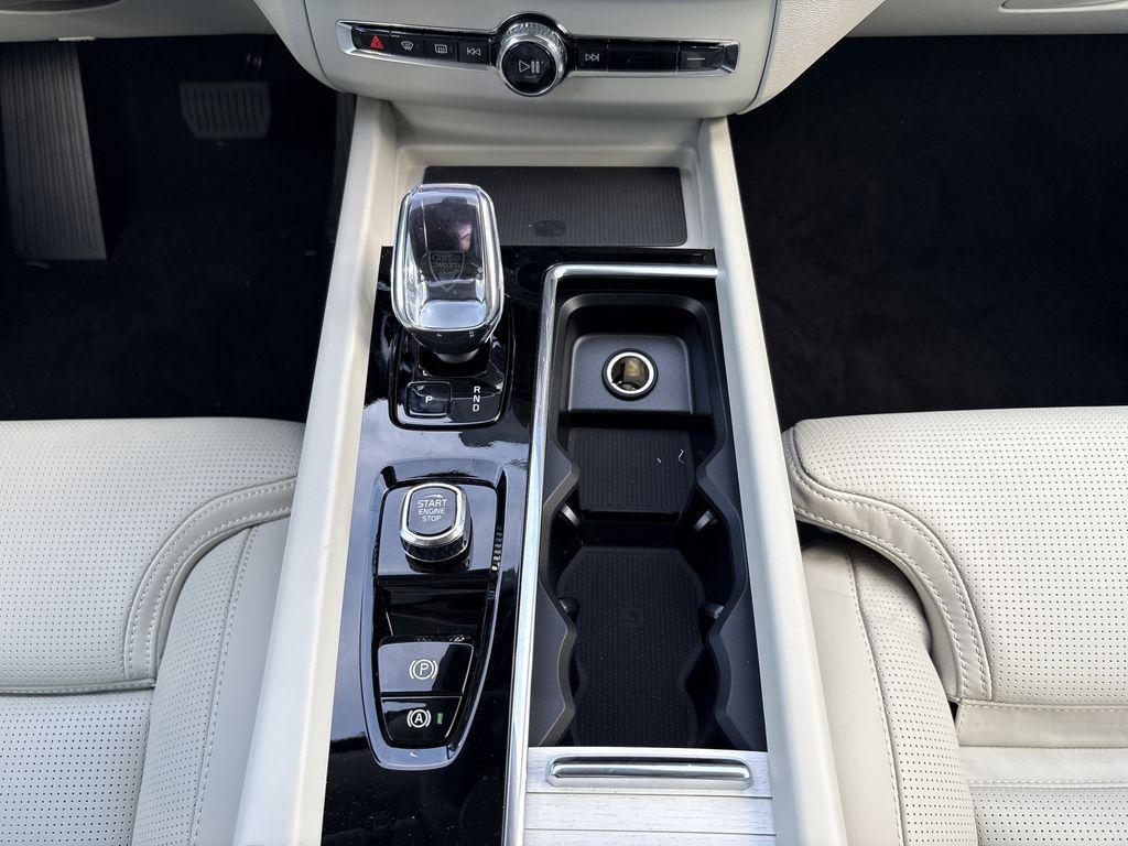 new 2026 Volvo XC60 Plug-In Hybrid car, priced at $71,310