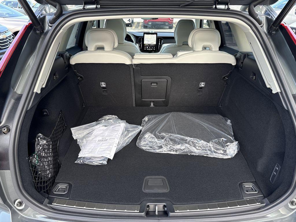 new 2026 Volvo XC60 Plug-In Hybrid car, priced at $71,310