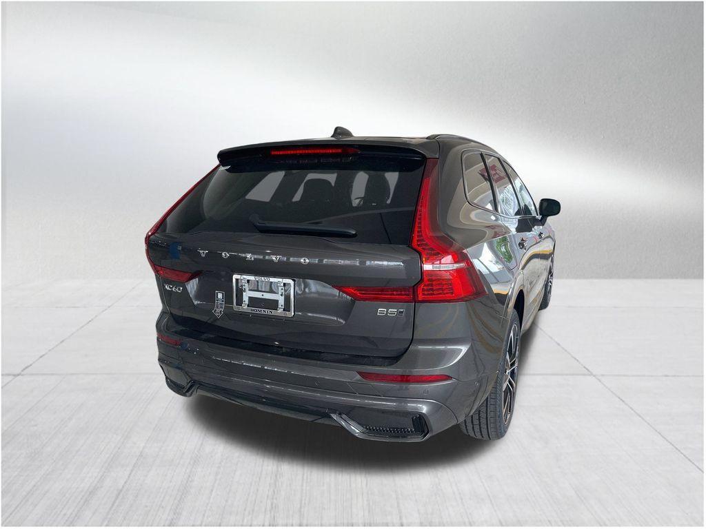 new 2024 Volvo XC60 car, priced at $45,595