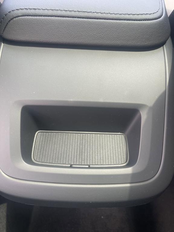 new 2023 Volvo XC60 car, priced at $38,240
