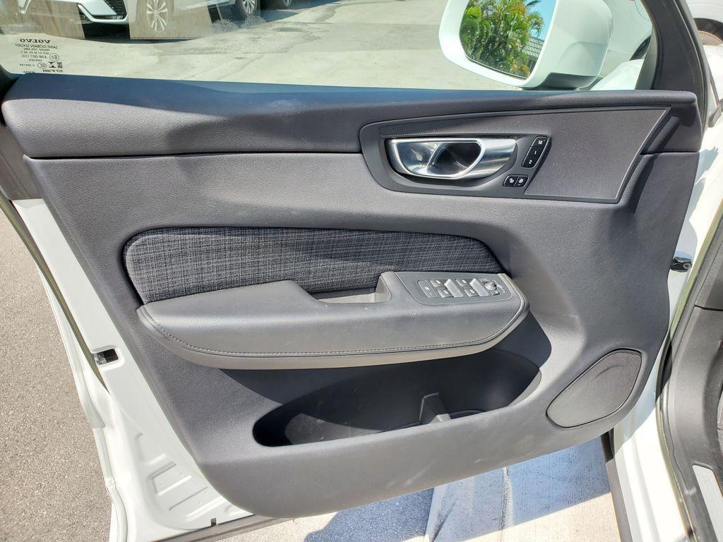 used 2022 Volvo XC60 car, priced at $29,990