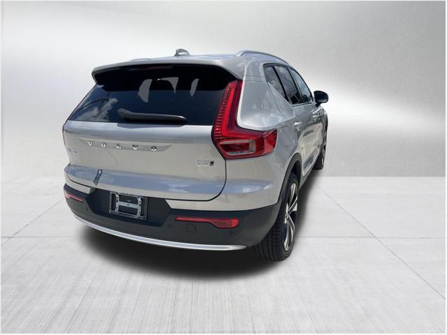 new 2025 Volvo XC40 car, priced at $49,535