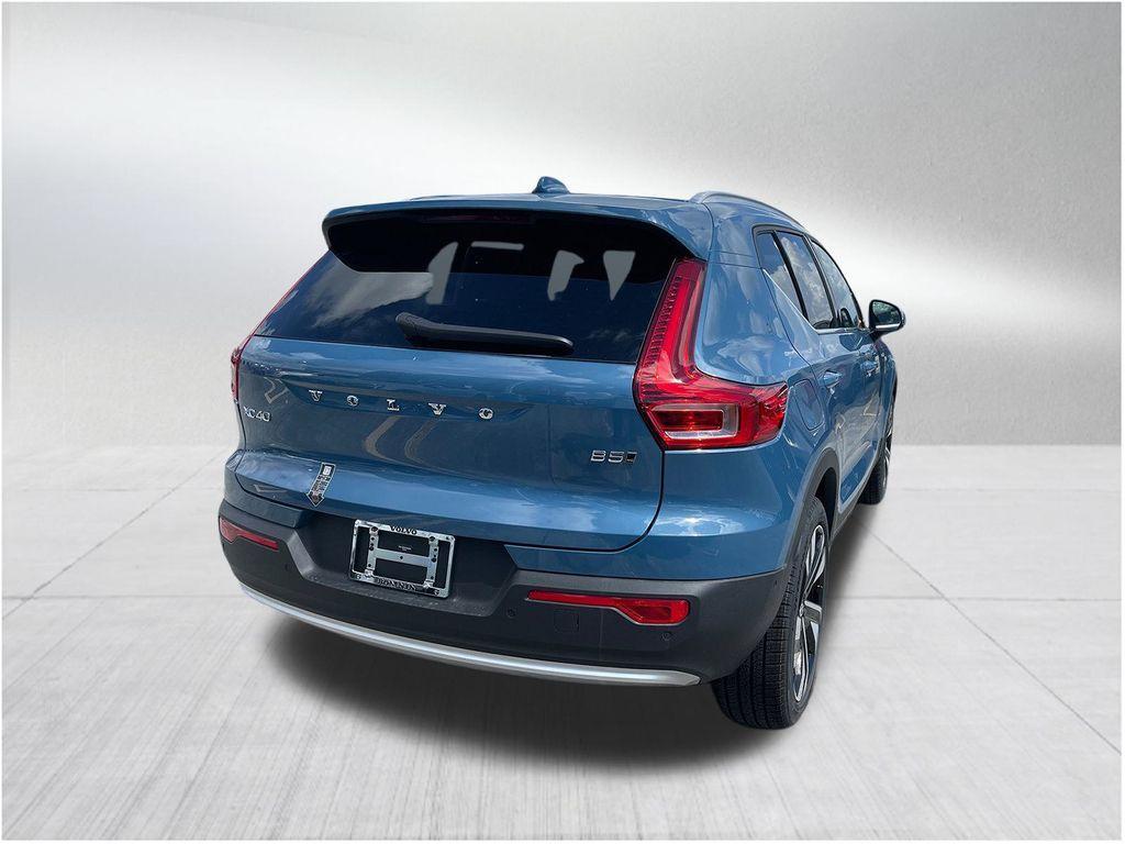 new 2025 Volvo XC40 car, priced at $48,040