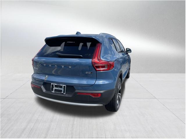 new 2025 Volvo XC40 car, priced at $48,540