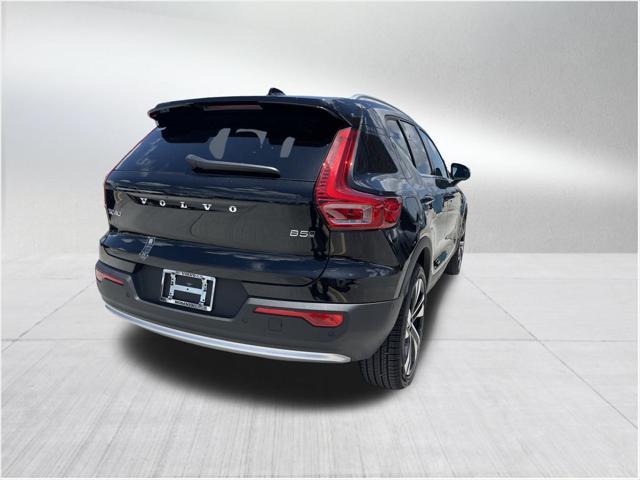 new 2024 Volvo XC40 car, priced at $41,055