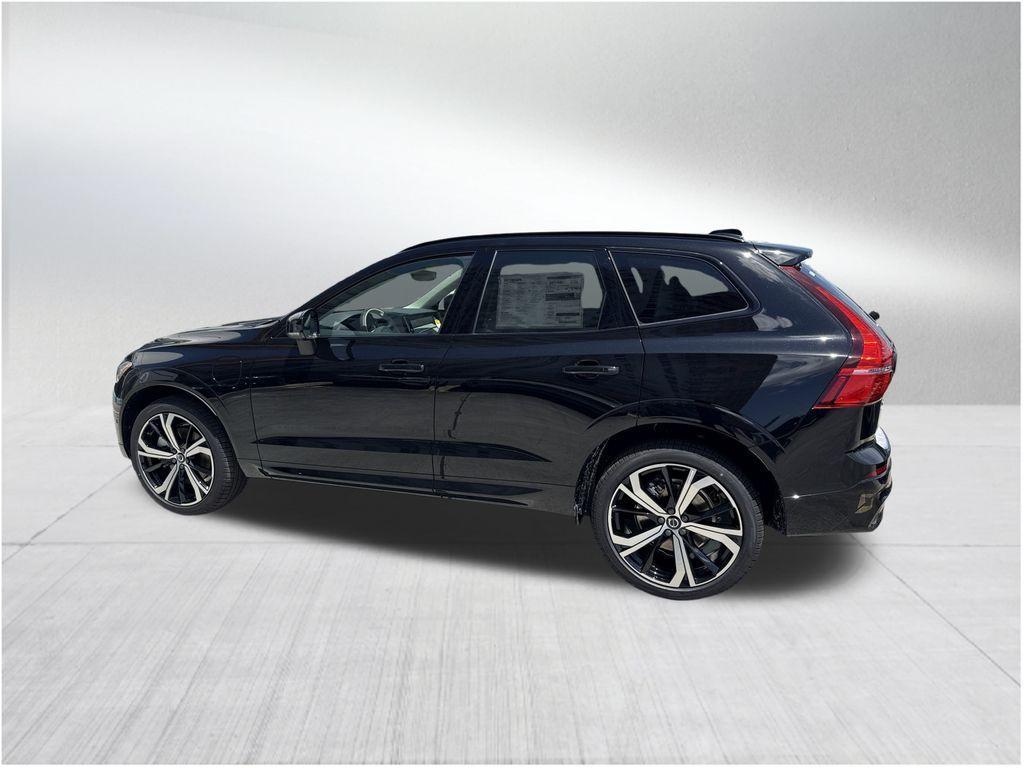 new 2025 Volvo XC60 Plug-In Hybrid car, priced at $65,136