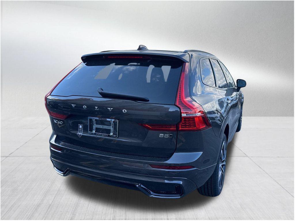 new 2025 Volvo XC60 car, priced at $51,595