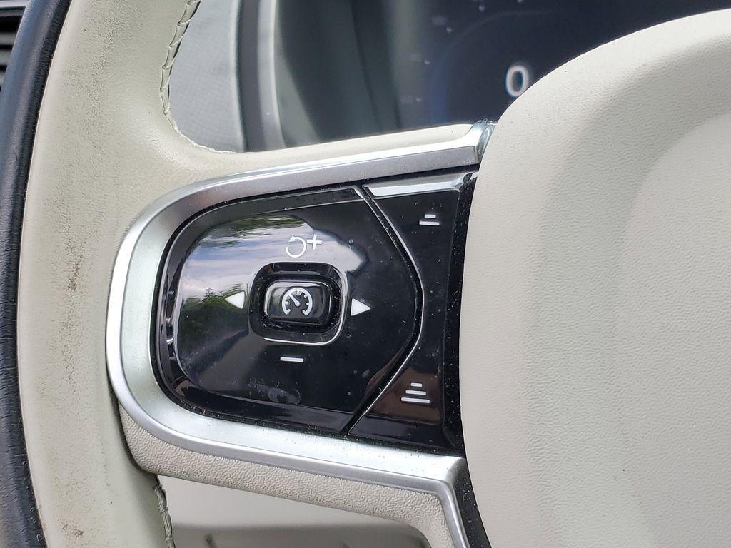 used 2023 Volvo XC90 car, priced at $39,990